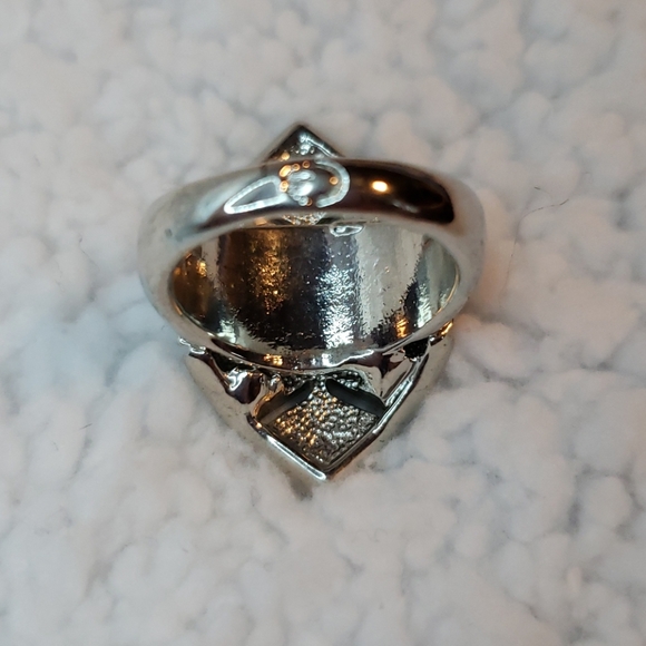 Express Ring - Picture 4 of 10